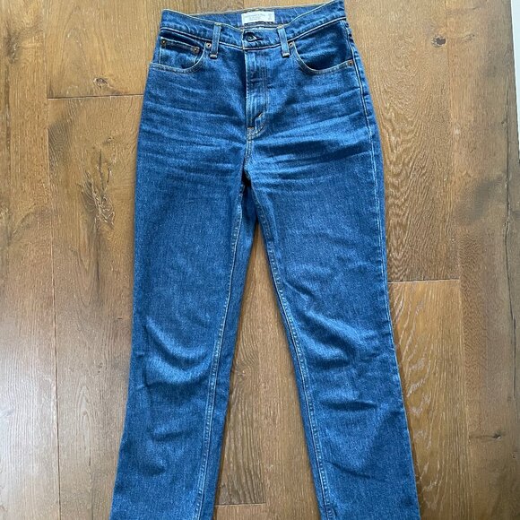 Abercrombie Ultra High Rise 90s Straight Jean 25/0S - Picture 6 of 7